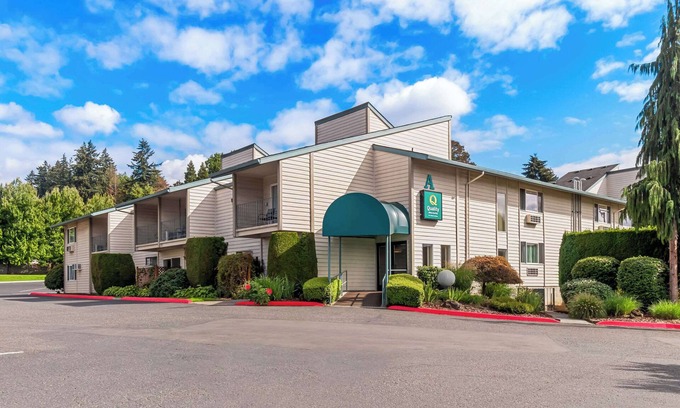 Hazel Dell South Hotel | Quality Inn & Suites Vancouver - Hazel Dell