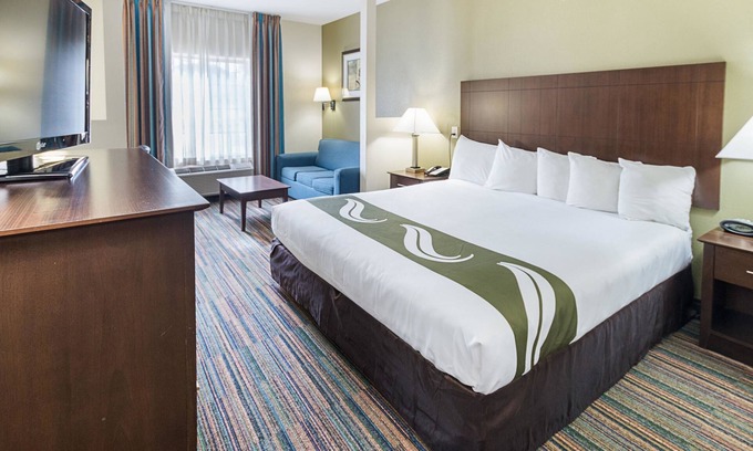 Temple Hotel | Quality Suites