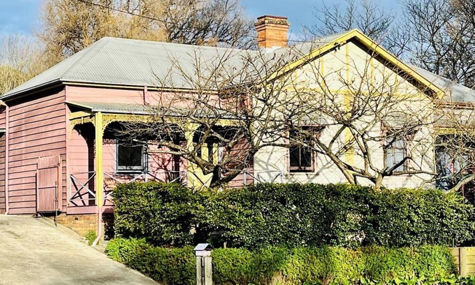 Bowral Cottage | Quarryman Cottage @ 102n