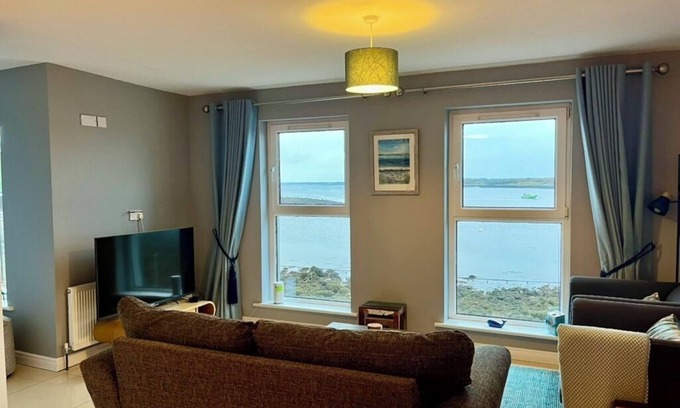 Kinvara Apartment | Quay-side luxury 2 bed apartment in the heart of Kinvara, Wild Atlantic Way.