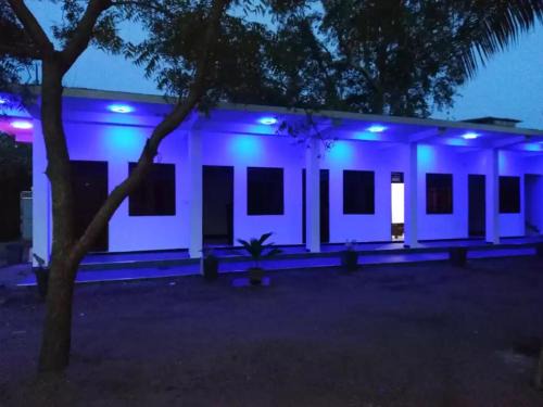 Ampara Hotel | Quench Inn