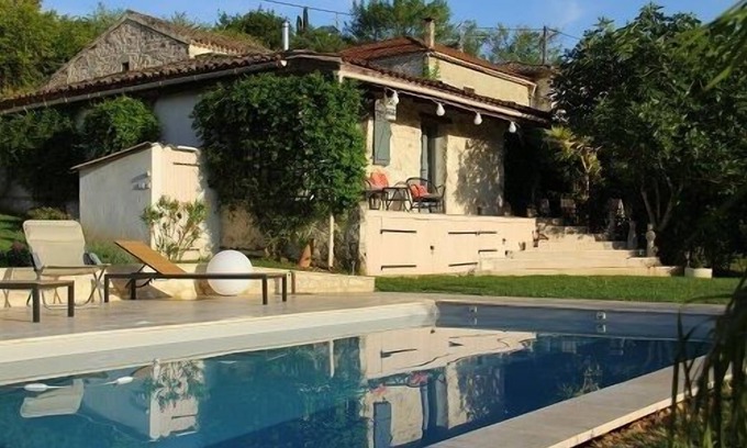 Bagat-en-Quercy House | Quercy Blanc stone house renovated with taste, near Montcuq, 8 pers.