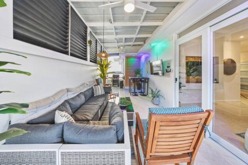 Aguadilla Pueblo Apartment | Questa Sol Ocean View Villa