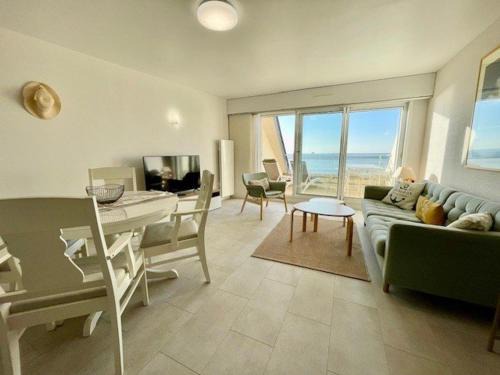 Quiberon Apartment | Quiberon - Duplex rénové 2 pièces avec terrasse, parking privé et WiFi - FR-1-478-268