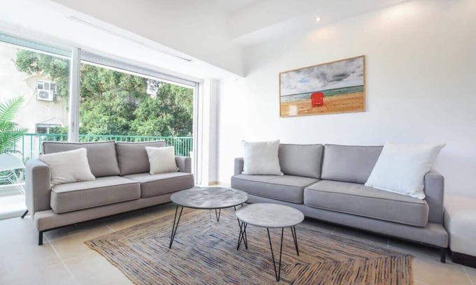 Tel Aviv City Center Apartment | Quiet 2BR Apartment in Adam HaCohen by HolyGuest