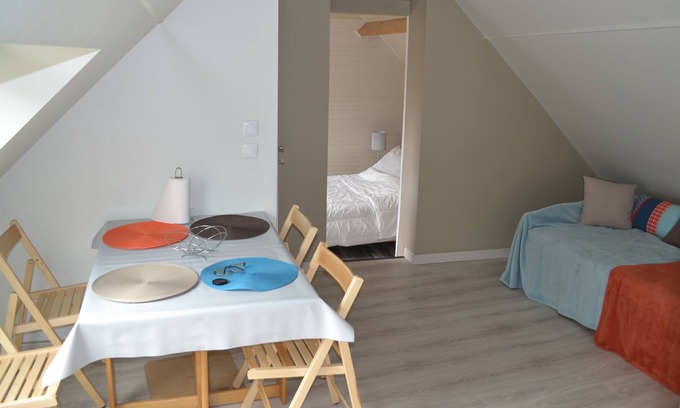 Crecy-en-Brie Apartment | Quiet and cozy 10 minutes from Disneyland Paris