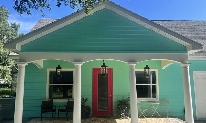 Zephyrhills House | Quiet and Peaceful Guest House