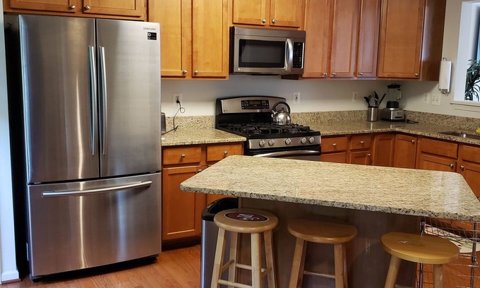 Elkridge House | Quiet and serene home