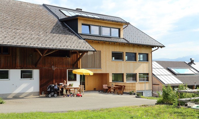 Schwarzenberg Apartment | Quiet and sunny apartment, 7 minutes walk to the village center