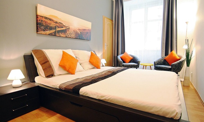 Prague 8 Apartment | Quiet Apartment 15 mins to the centre