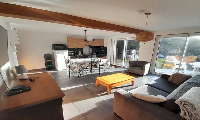 Pernes Apartment | Quiet apartment in Pernes -2 to 4 people