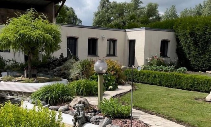 Violaines Apartment | Quiet apartment in the heart of the garden