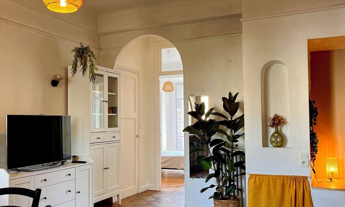 Saint Maurice Apartment | Quiet apartment in the center.