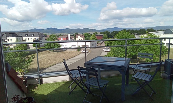 Colmar Apartment | Quiet apartment overlooking the Vosges mountains