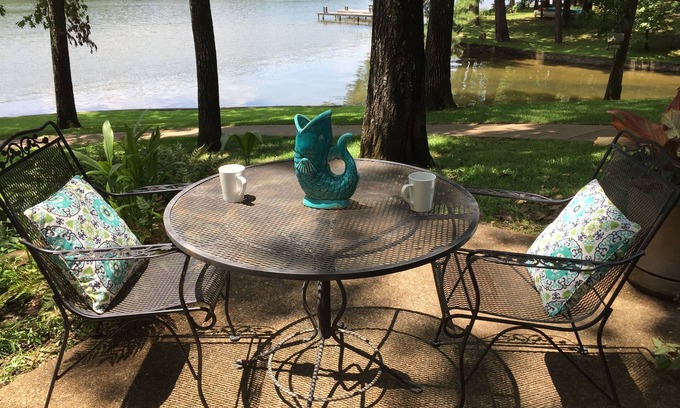 Jones Mills House | Quiet, Charming Lake Front Home with Kayaks, 2 Guest Maximum