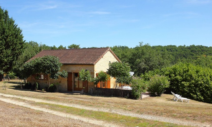 Auriac-du-Perigord Cottage | Quiet cottage near Montignac-Lascaux