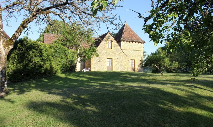 Beynac-et-Cazenac House | Quiet country house with nice view