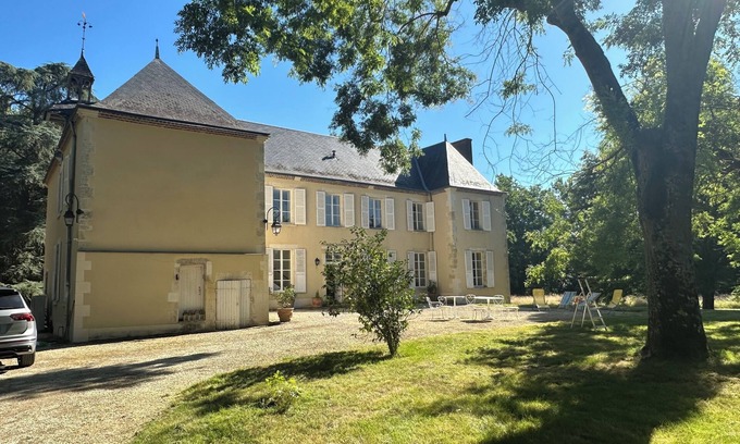 Meunet-sur-Vatan Other | Quiet country property in large park - ideal for families