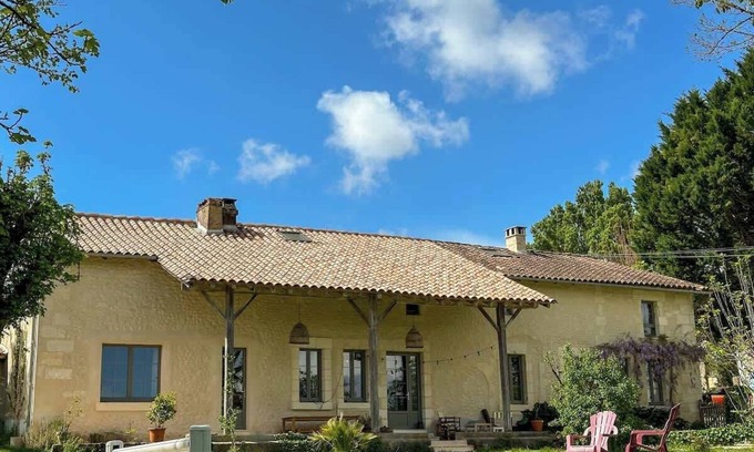 Saint-Quentin-de-Chalais House | Quiet getaway in nature, swimming pool, Périgord Vert
