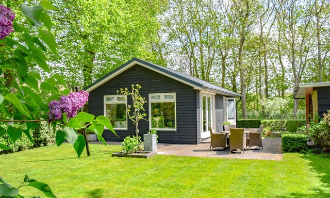 Heiloo House | Quiet house in the countryside, 7km to the beach