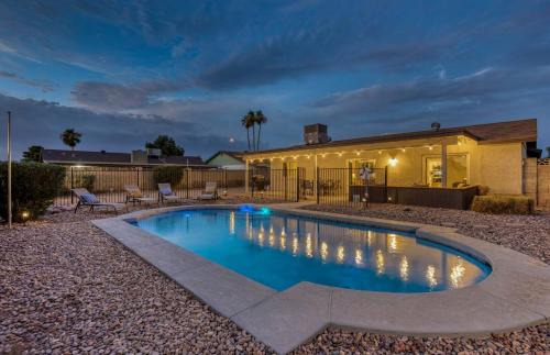 Mesa House | Quiet & Peaceful Home! With Heated Swimming Pool