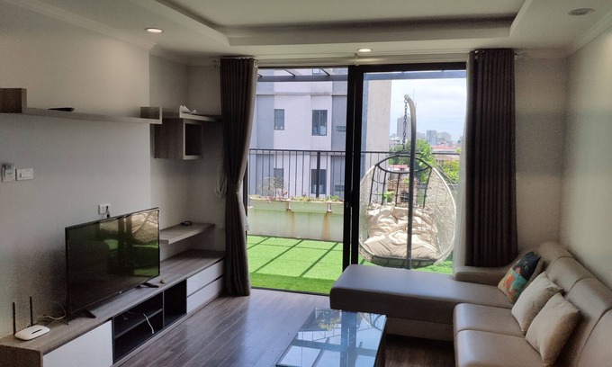 Ba Dinh Apartment | Quiet Privacy Penthouse flat in Kim Ma