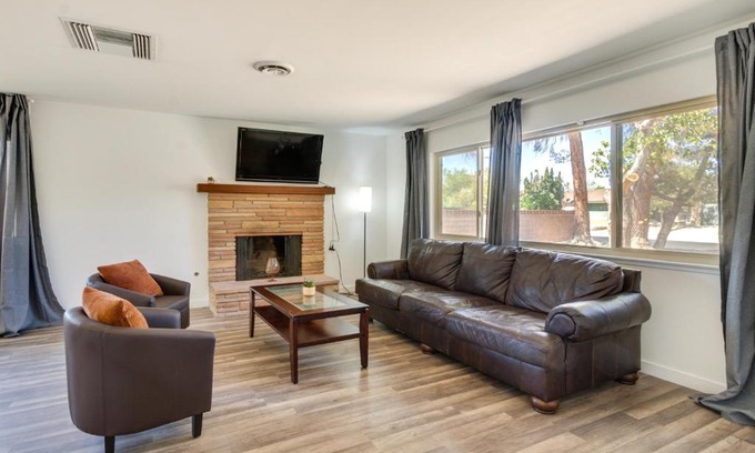 Ridgecrest House | Quiet Ridgecrest Vacation Rental with Private Yard!