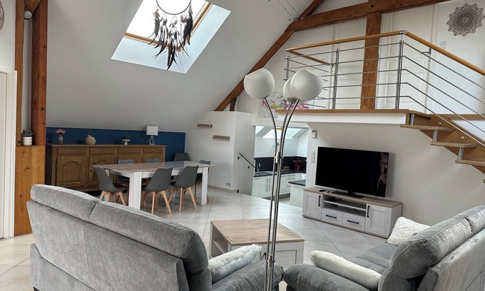 Vignoles Apartment | Quiet, spacious, bright apartment in a pretty village 5 kms from Beaune