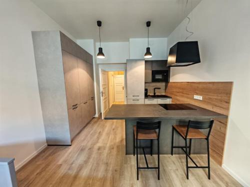 Zizkov Apartment | Quiet Studio in Hip Zizkov