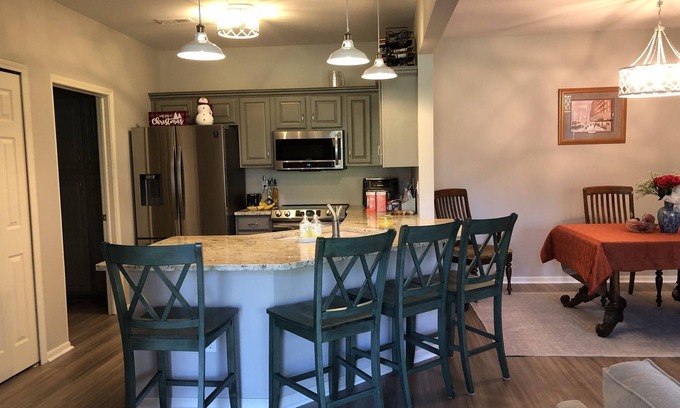 Drayton Plains Condo | Quiet 2BR/2BA Condo Central Location