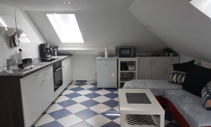 Muhlburg Apartment | Quiet vacation apartment in Karlsruhe Fitters, business travelers, commuters, families