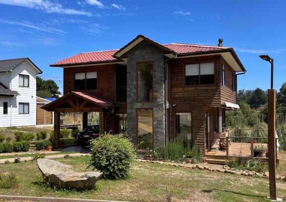 Los Alamos House | Quillaitun