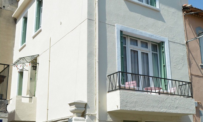 Quillan House | Quillan House and Studio apartment with rooftop terrace in Centre of Quillan