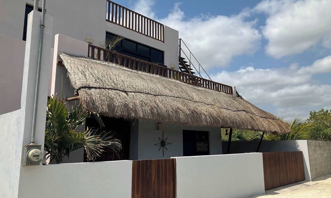 Chuburna Puerto House | Quiza Manana Summary: