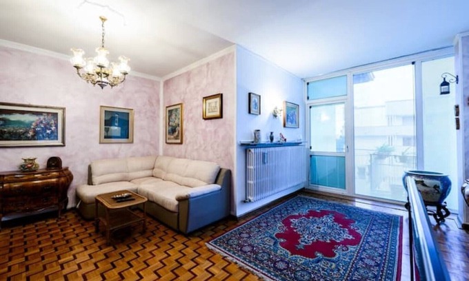 Mezzolombardo Apartment | Rètro Apartment In The Mountains