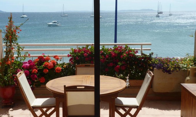Toulon - Hyeres Apartment | Résidence Bona vue mer panoramique