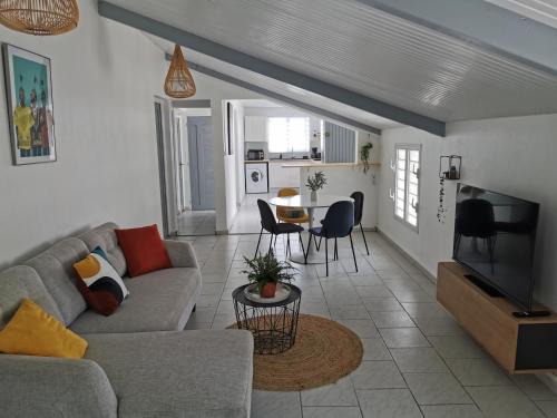 Saint-Claude Apartment | Résidence La Cafeiere