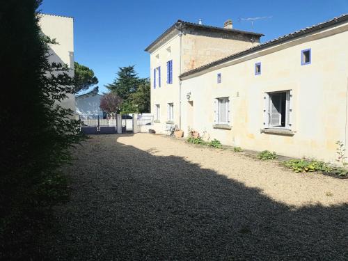 Jonzac Apartment | Résidence Les Logis Du Brandard
