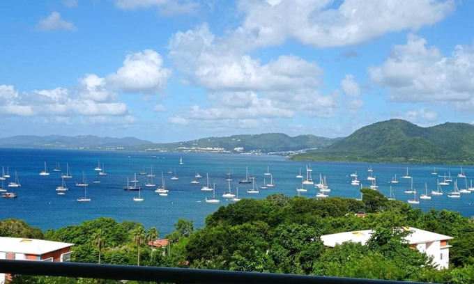Sainte-Anne Apartment | Résidence MELODY-ANDRIS-T2 - Magnificent sea view. Swimming pool, wifi, private parking.