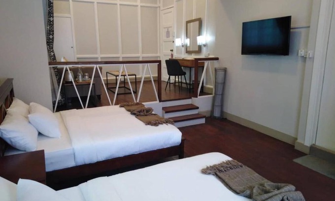 Baguio Hotel | R Bed and Breakfast