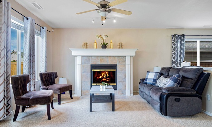 Renton House | R1: Leverage Villa