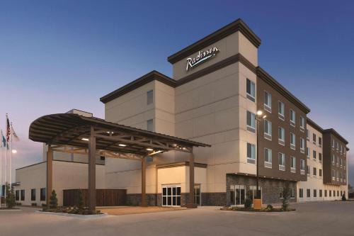 Central Oklahoma City Hotel | Radisson Hotel Oklahoma City Airport
