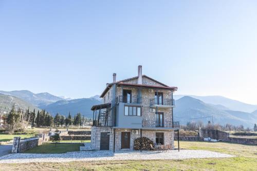 Polidrosos Apartment | Raise Polydrosos Alpine Escape