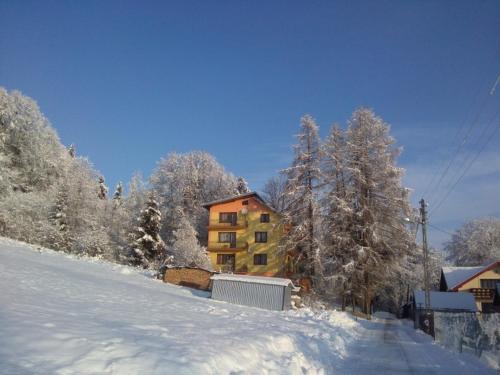 Muszyna Apartment | Raj Muszyna Apartamenty z widokiem na panoramę górską