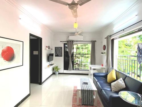Pali Hill Apartment | Rama 2 - 201, Carter Road, Bandra West by Connekt Homes