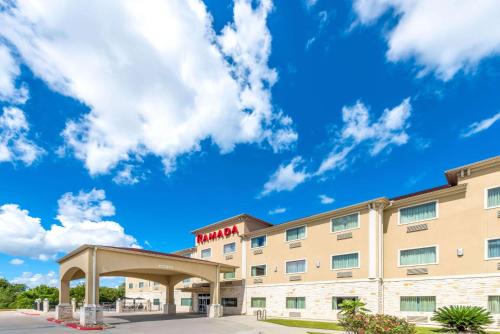College Station Hotel | Ramada by Wyndham College Station