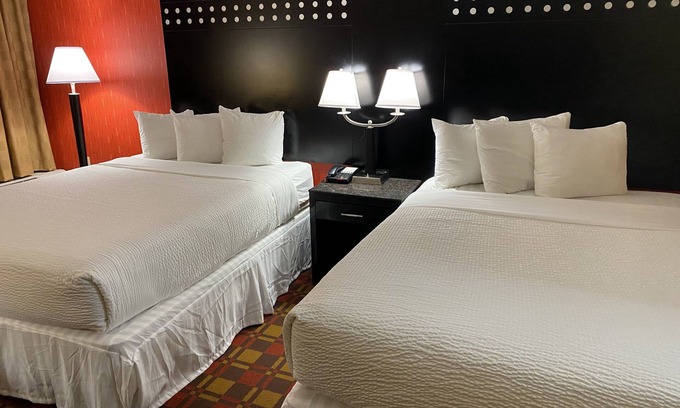 Rochelle Park Hotel | Ramada by Wyndham Rochelle Park Near Paramus