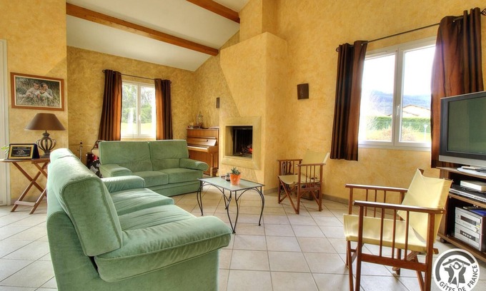 Monsols House | Rampôts Vacances - MONSOLS /DEUX-GROSNES