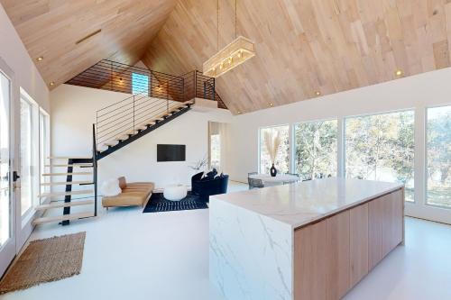 Llano County House | Ranch Hideaway