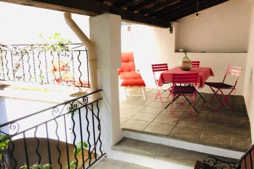 Chamborigaud House | RANDO BAIN CUEILLETTE Profitez des CÉVENNES